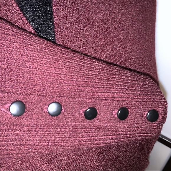 Sweater Dress in Stunning Wine Colour - Picture 3 of 9